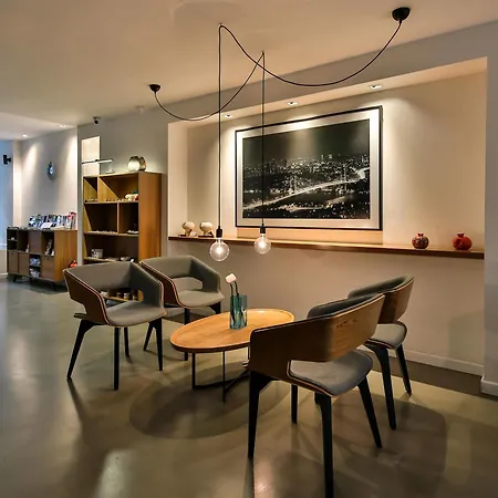 Alilass Hotel