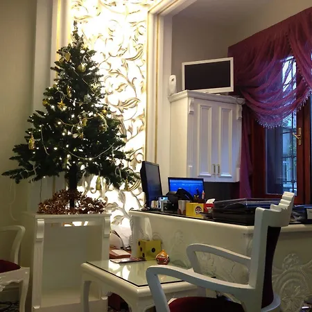Coliseum Hotel