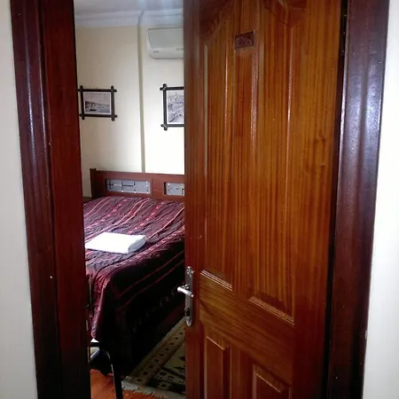 Emre Hotel 2*