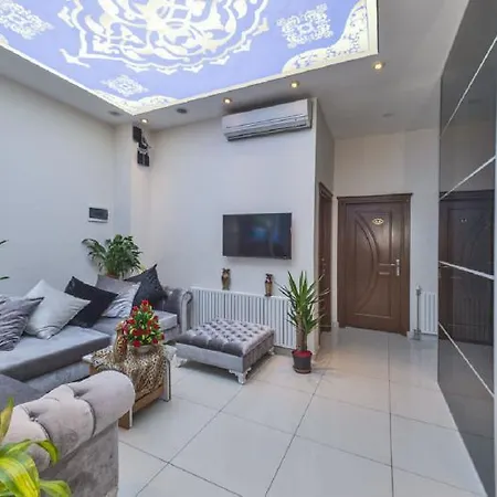 מלון Raimond