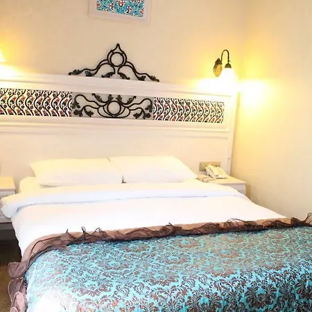 Novano Hotel 3*