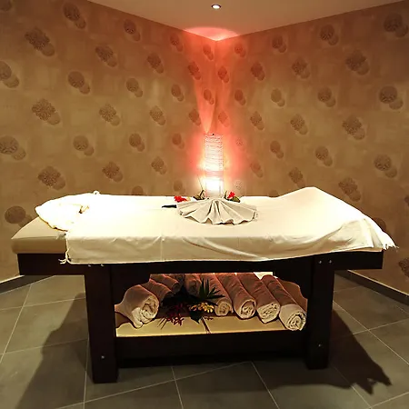 Hotel Askoc & Spa 4*