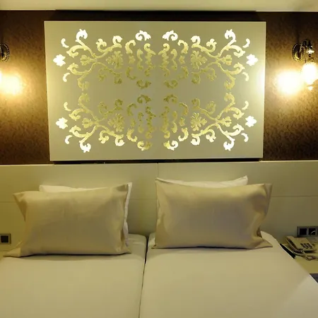 Hotel Taxim 3*