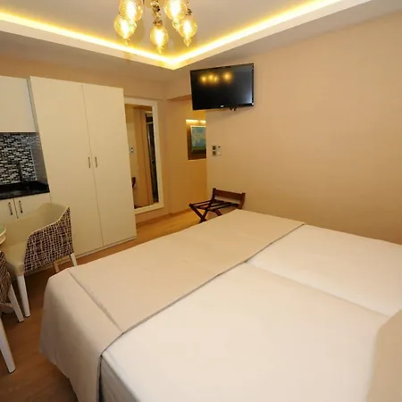 Hotel Taxim 3*