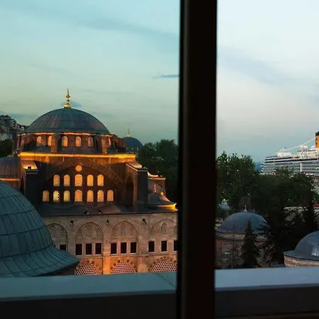 Hotel Aly Port
