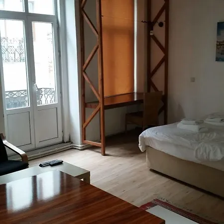Apart-hotel New Pera