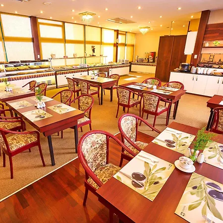 Feronya Hotel
