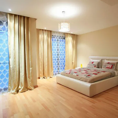 The Loft House Taksim Apartment *