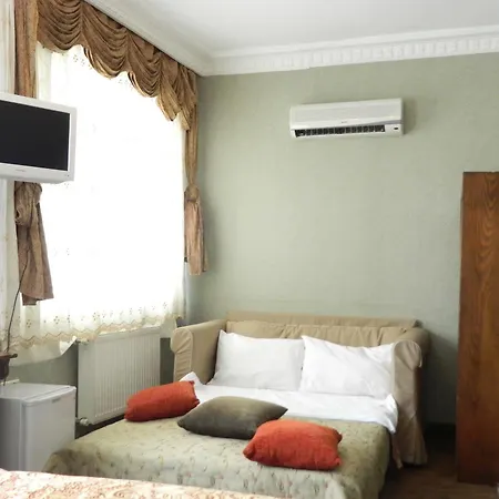 Hotel Apricot Hotel 3*