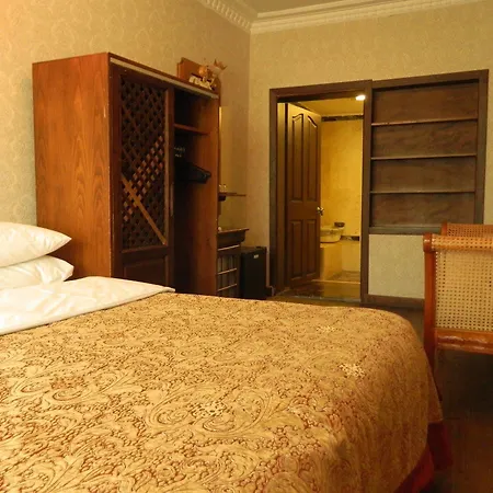 Apricot Hotel Hotel 3*