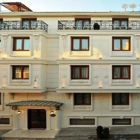 Отель Albinas Old 4*