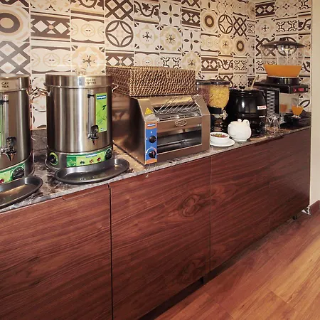 Pisa Hotel 3*