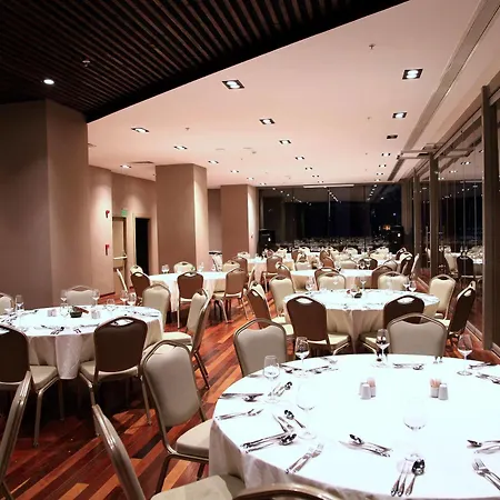 Liv City Hotel
