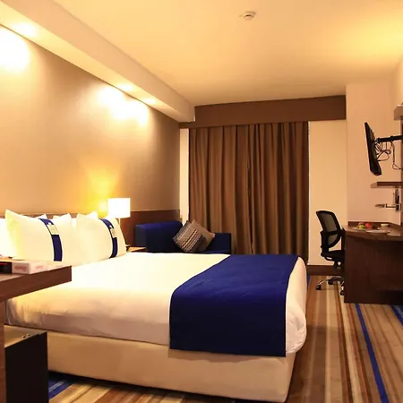 Liv City Hotel