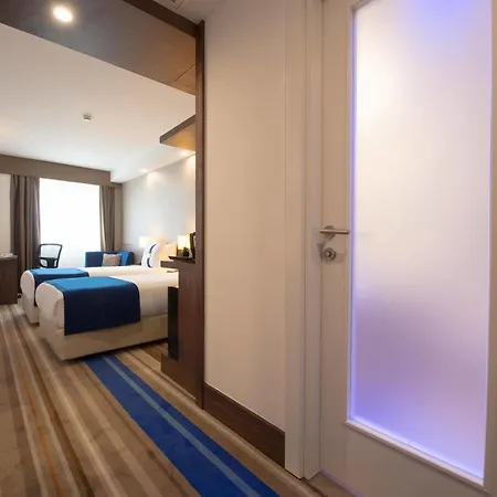 Hotel Liv City