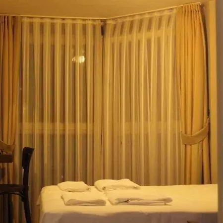 Mono Hotel