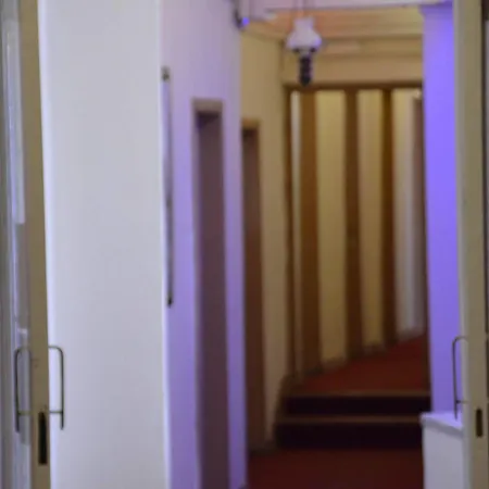 Erenler Hotel & Hostel 2*