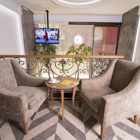 Cumbali Aparthotel 2*