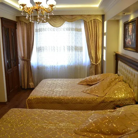 Blue Aparthotel 3*