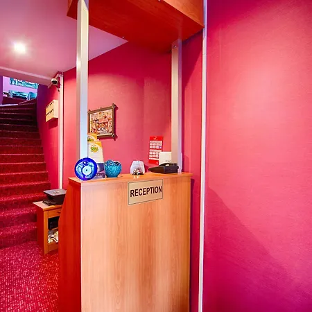 Akdeniz Otel
