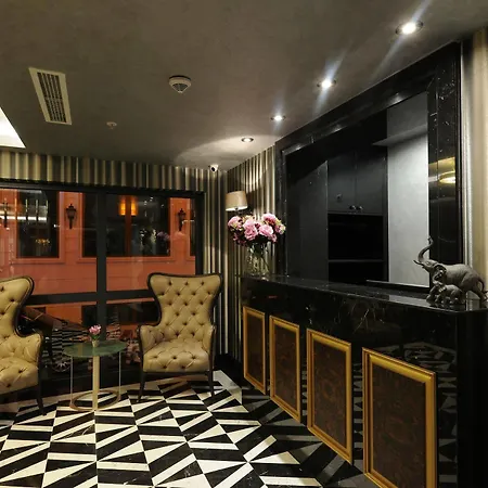 Le Petit 3* Istanbul