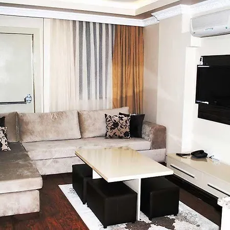 Diamond Aparthotel