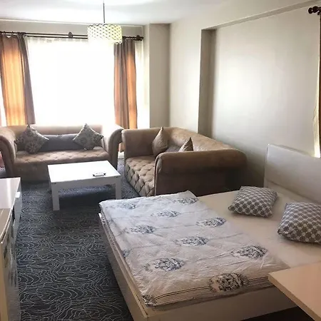 Royal Tuyap *