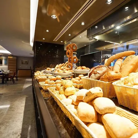 Golden Tulip Bayrampasa Istanbul