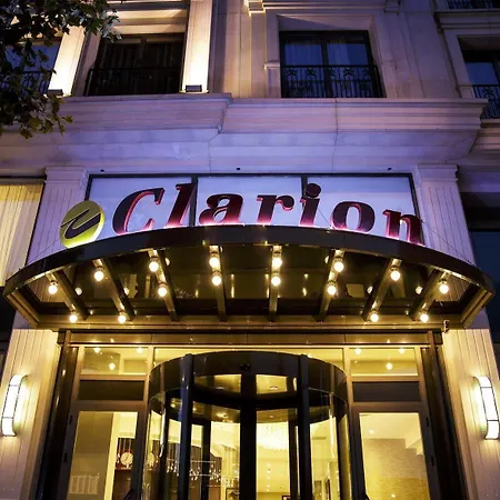 Clarion Hotel&suites Hotel *