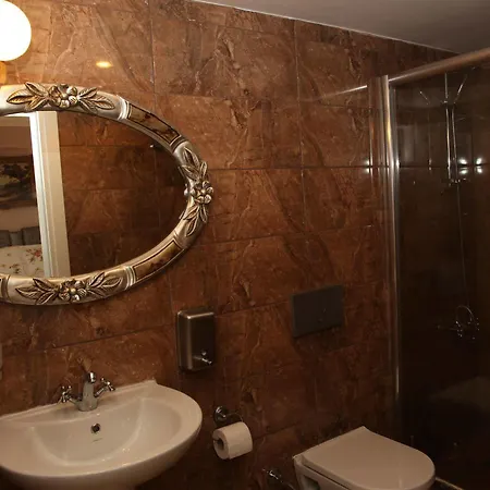 Yesim Suites Стамбул