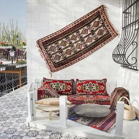Hotel Beyaz Kosk 2*