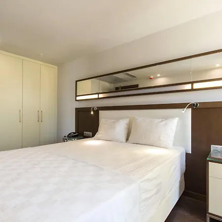 Otel Mac Vazo Kule İstanbul