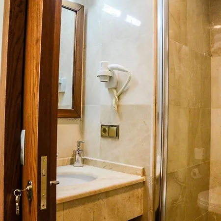 Allegra Galata Apart Otel 2*