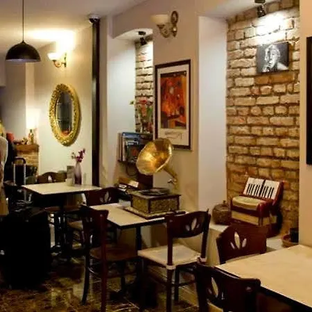 Taksim Hotel *