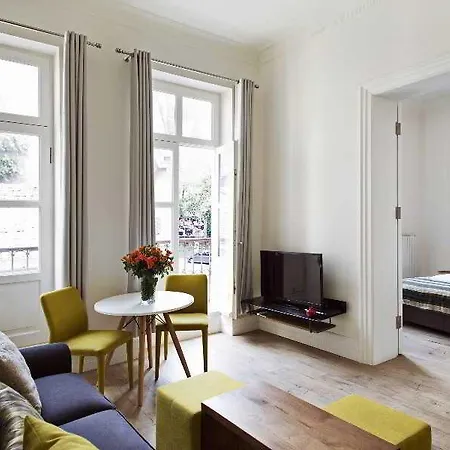 Galatasaray Flats 4*