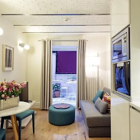 Galatasaray Flats 4*