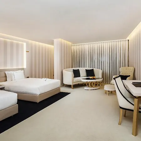 Ramada & Sisli