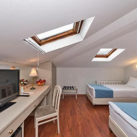 Hotel Febor Park Levent