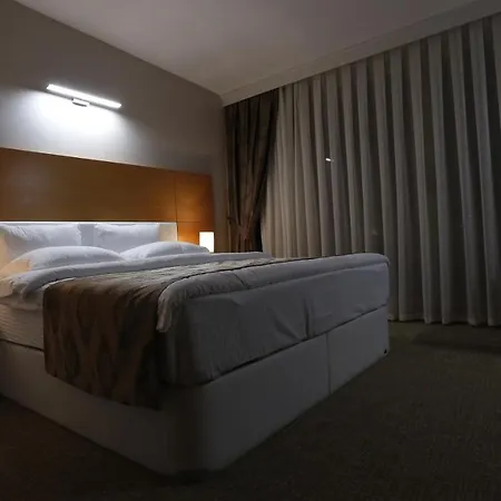 Miel Aparthotel