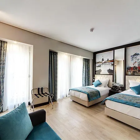 Hotel Mukarnas Taksim 3*