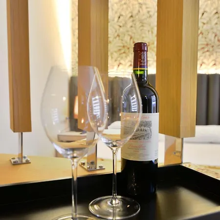 Otel Arsima 3*
