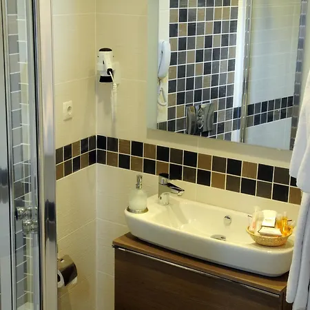 Sarnic Premier Hotel