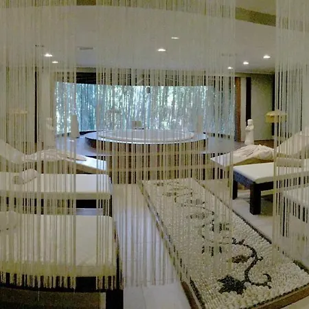Hotel Villagepark Resort-spa 3*