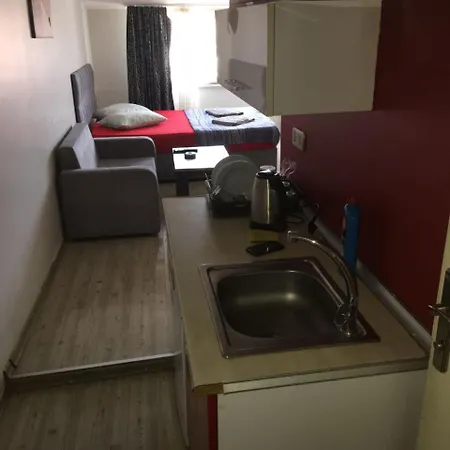 Hotel Gueven 3*