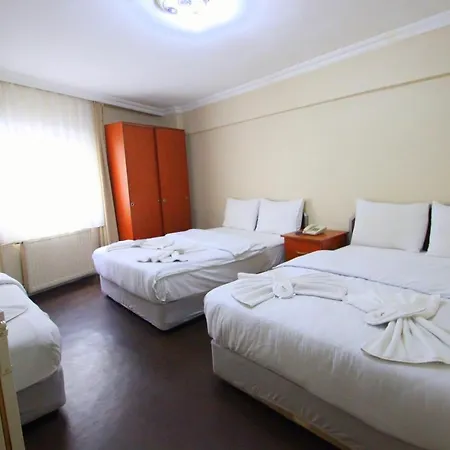 Hotel Metro 2*