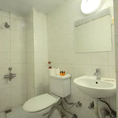 Metro Hotel
