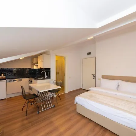 Joy 3* Istanbul