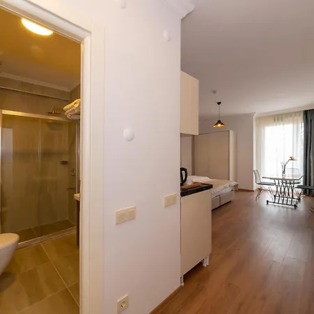 Joy Aparthotel