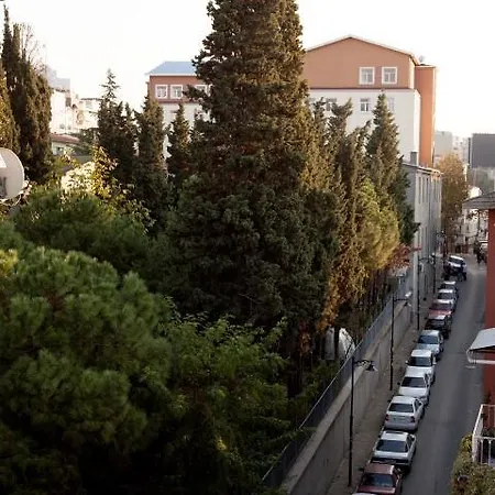 The Y Apartahotel 2*