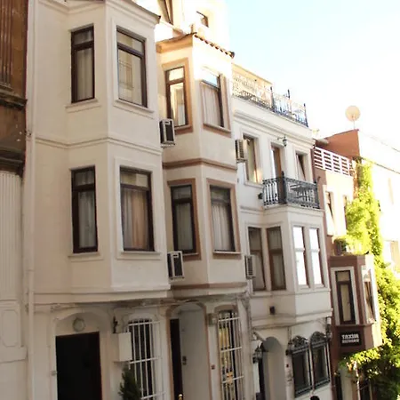 Aparthotel Royal Pera Taksim 3*